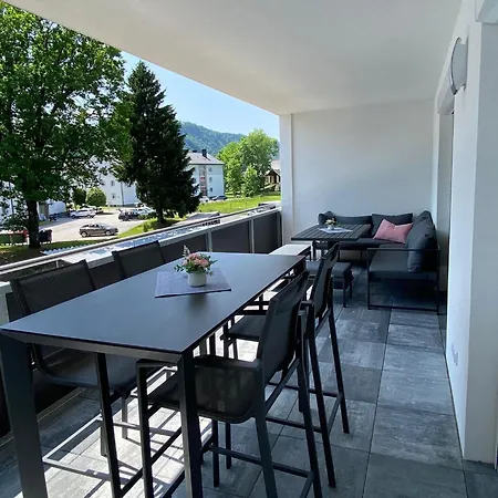 公寓 Wunderschoene, Neue Mit Grosser Terrasse