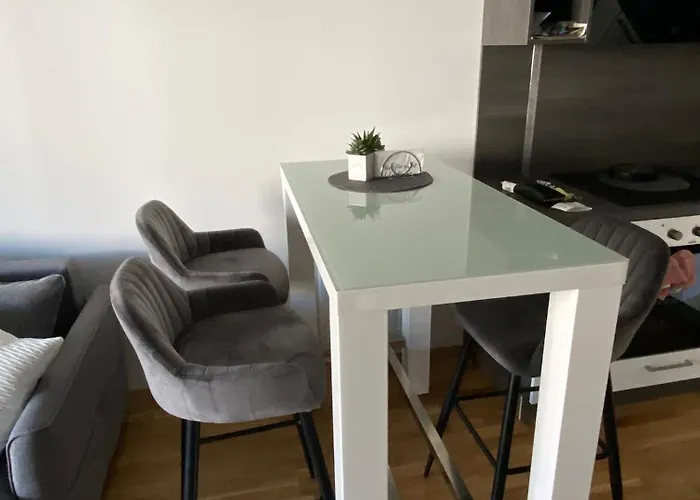 דירה Wunderschoene, Neue Mit Grosser Terrasse Ebenthal (Klagenfurt-Land)